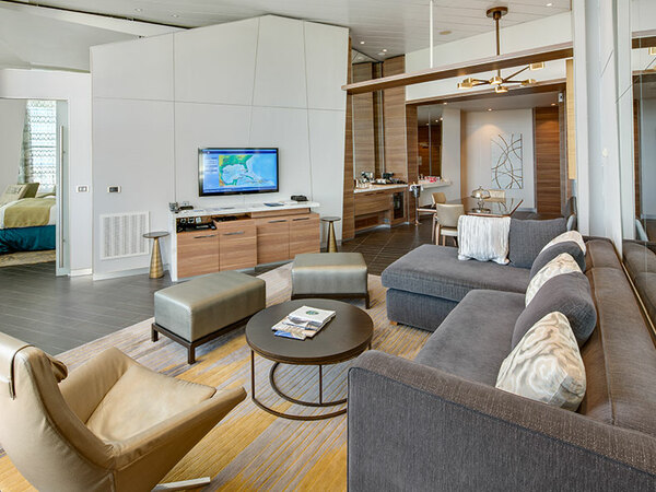 Royal Caribbean - Allure of the Seas - Owner's Panoramic Suite 1 bedroom.jpg